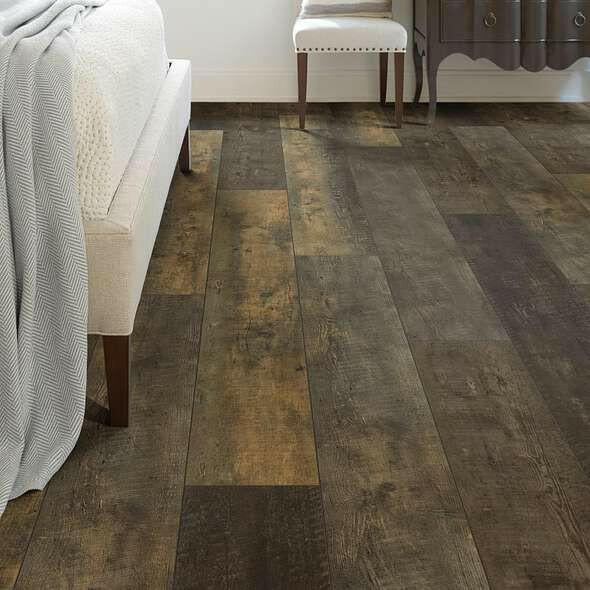 TIMELESS BARNBOARD - Shaw 12mm Titan HD PLUS 2002V - advancedflooring